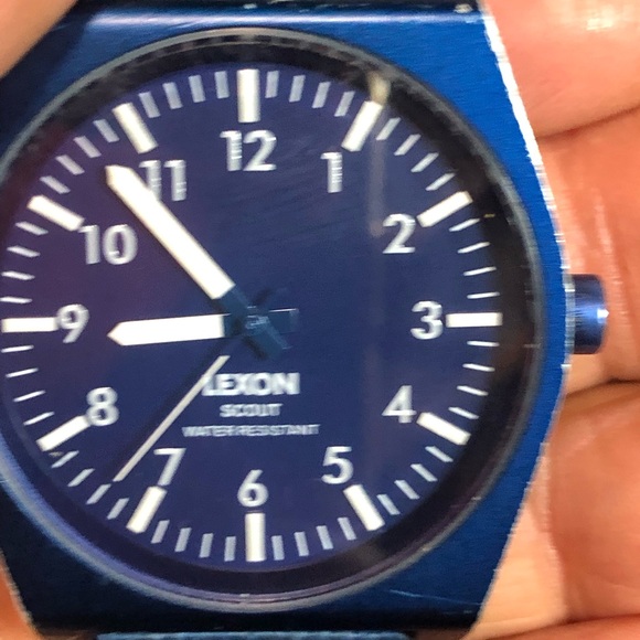 Nixon Blue Analog Watch - Picture 2 of 5